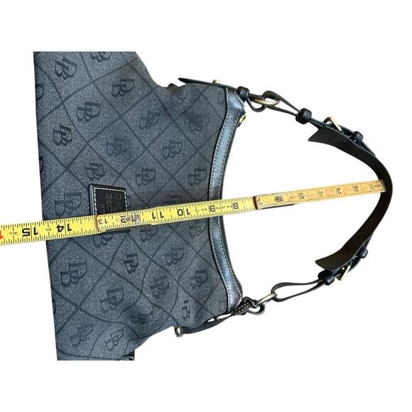 Dooney Bourke Women's Canvas Monogram Shoulder Bag Size - Picture 5 of 11